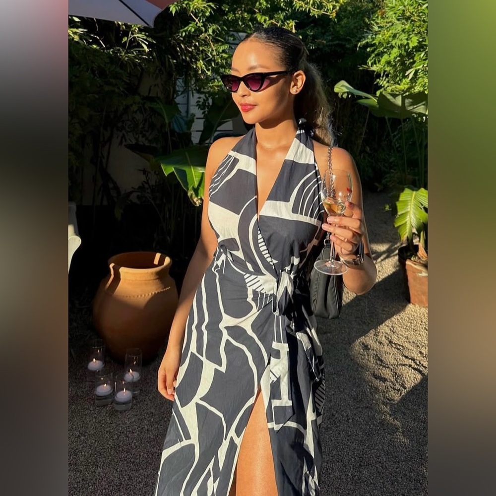 NEW 💙 ZARA Nicole Dress The Nicole Printed Halter Wrap Navy/White Midi Dress
